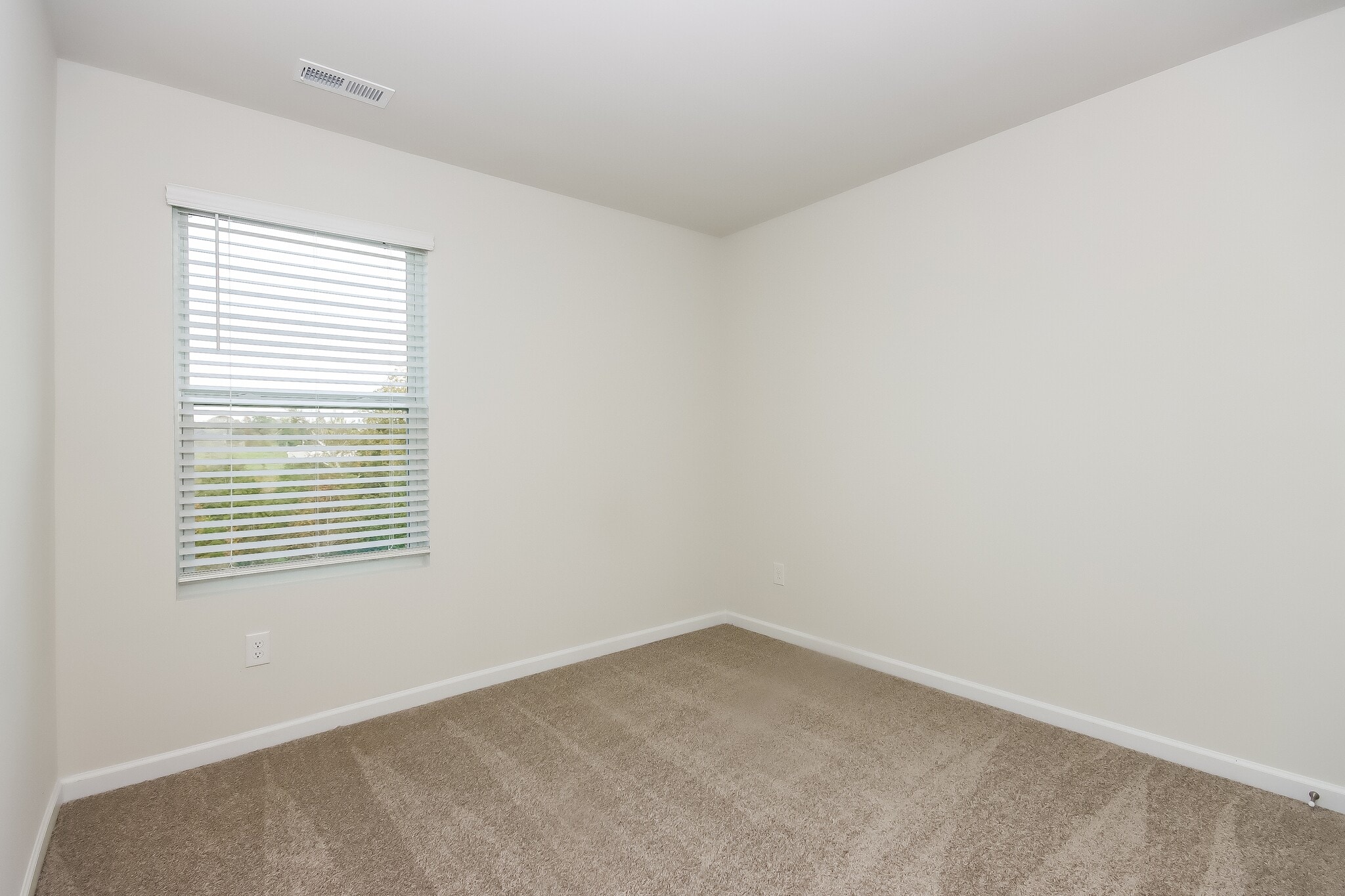 Building Photo - 146 Pumice Dr