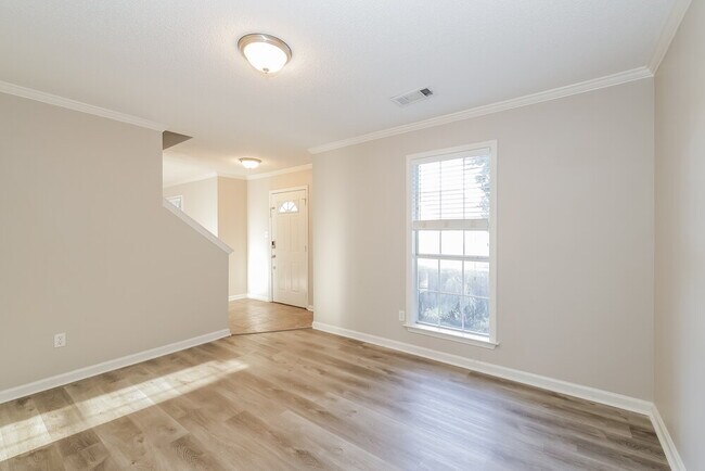 Building Photo - 763 Silver Sands Dr