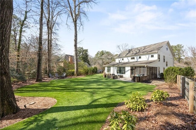 Building Photo - 5638 Glenrich Dr