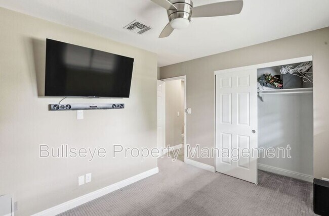 Building Photo - 4607 N 82nd St