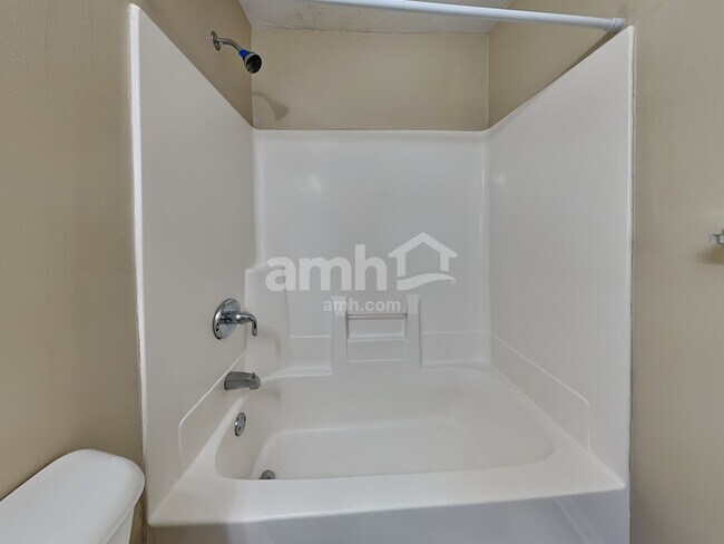 Building Photo - 1567 Wildbrook Ct