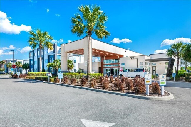 Building Photo - 7770 Sandy Ridge Dr