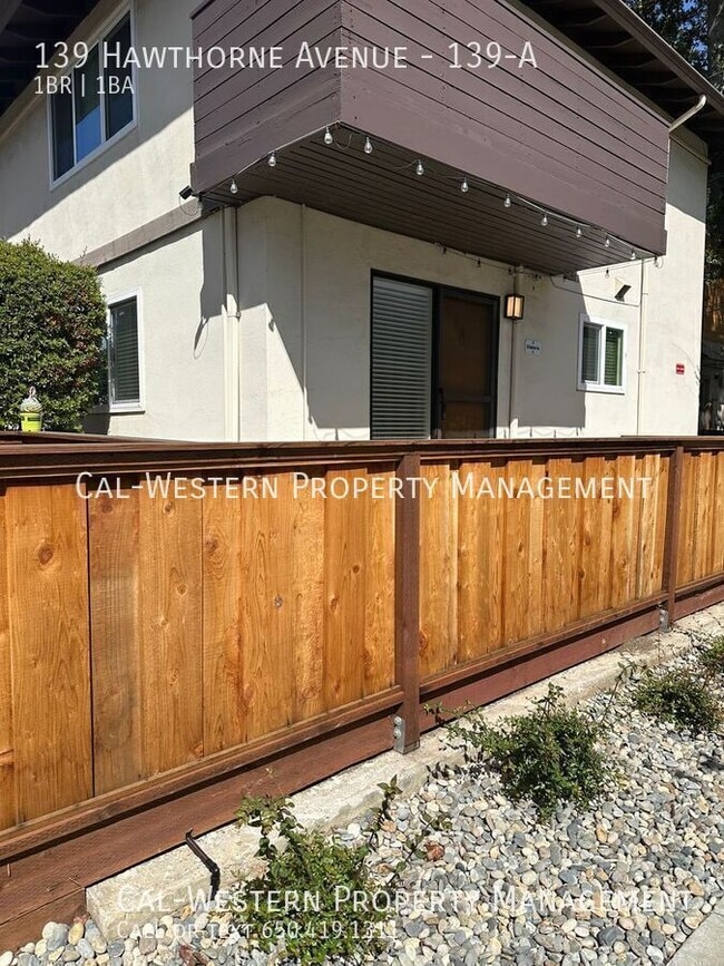 Building Photo - 139 Hawthorne Ave