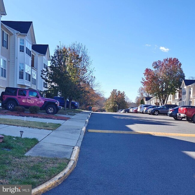 Building Photo - 9279 Kristy Dr