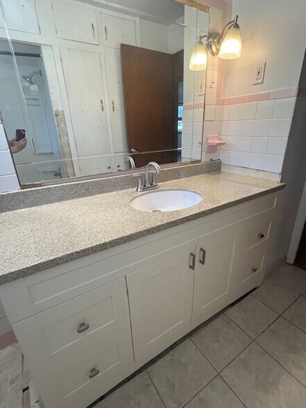 Bathroom #1 - 1129 W Carson St