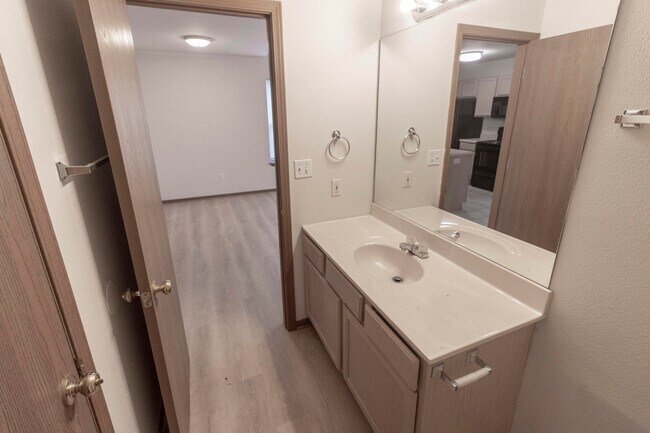 Building Photo - 1627 Bold Ruler Ct