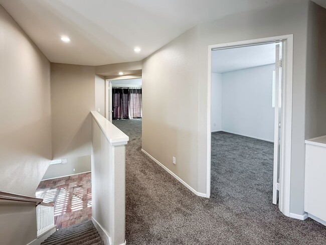 Building Photo - AVAILABLE NOW! 4 BED / 3 BATH TEMEKU HILLS HOME FOR RENT! LARGE BACKYARD + AMENITIES GALORE!