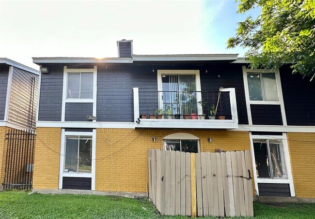 Building Photo - 12658 Ashford Meadow Dr