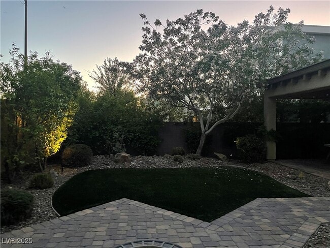 Building Photo - 3073 Hushed Sonnet Ave