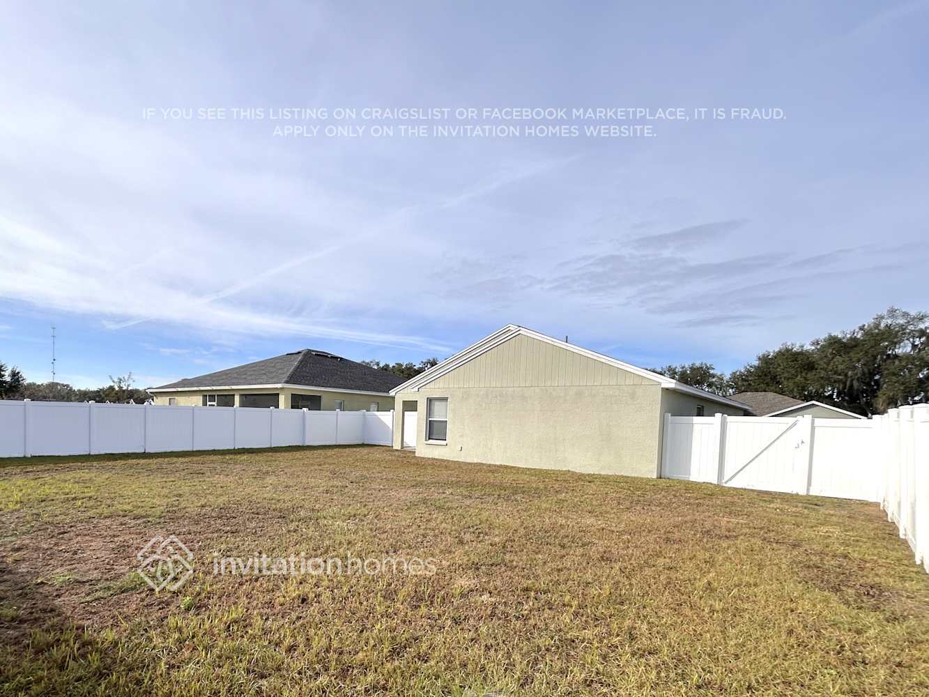 Building Photo - 4518 Fairway Oaks Dr