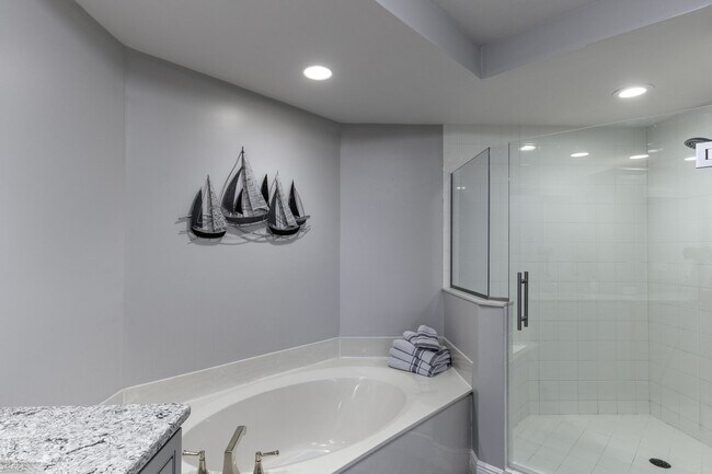 Building Photo - TURNKEY FURNISHED EXECUTIVE RENTAL IN BURN...