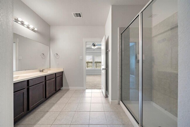 Building Photo - 22419 Brass Bell Dr