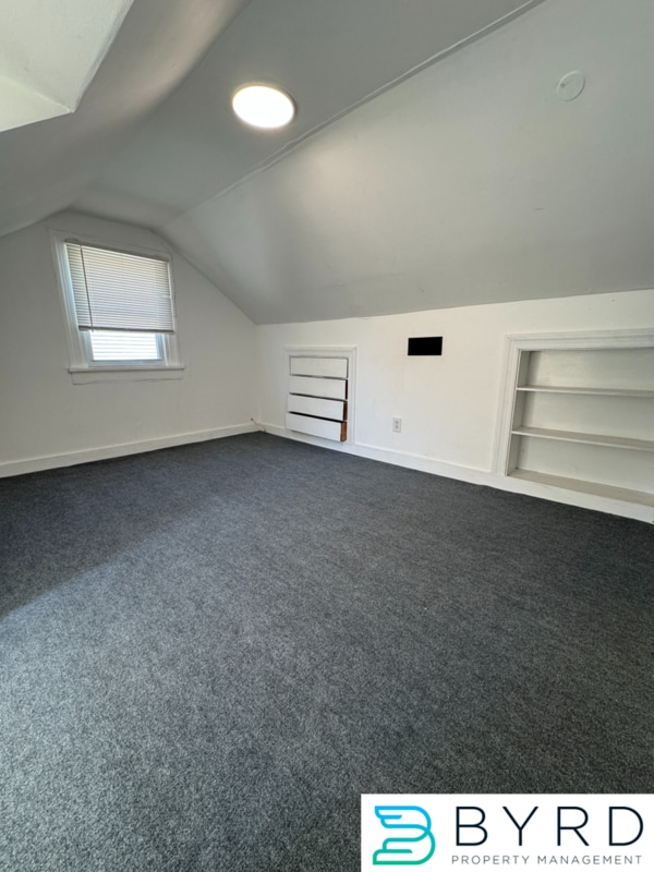 Building Photo - 5101 Boscobel Ave