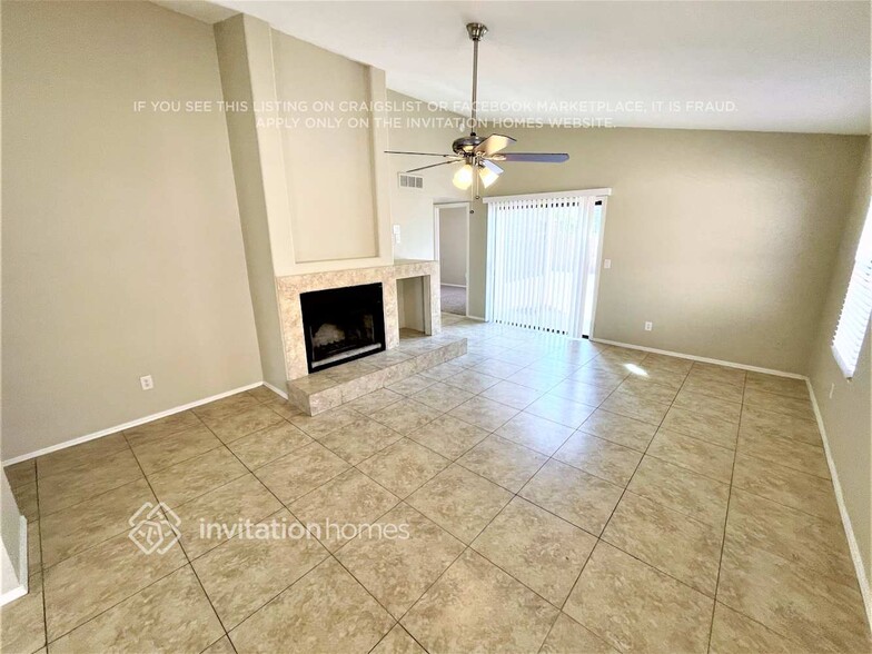 Building Photo - 4002 N 88th Ave