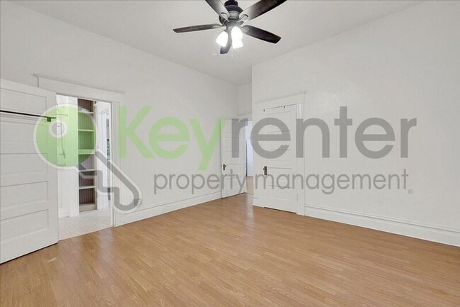 Building Photo - 1827 T St