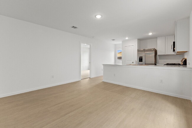 Building Photo - 2823 Red Diamond