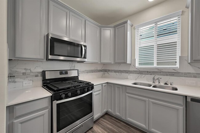 Building Photo - 4202 Amber Ruse Dr