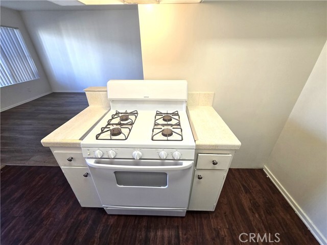 Building Photo - 401 W Wilson Ave