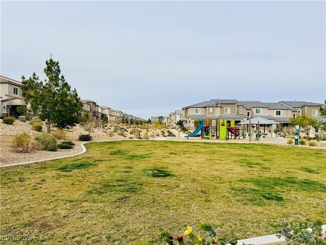 Building Photo - 10775 Blake Gardens Ct