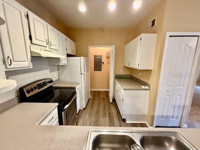 Building Photo - 8830 Dunes Ct