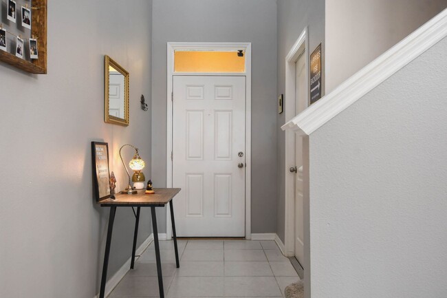Building Photo - 17524 Promenade Dr