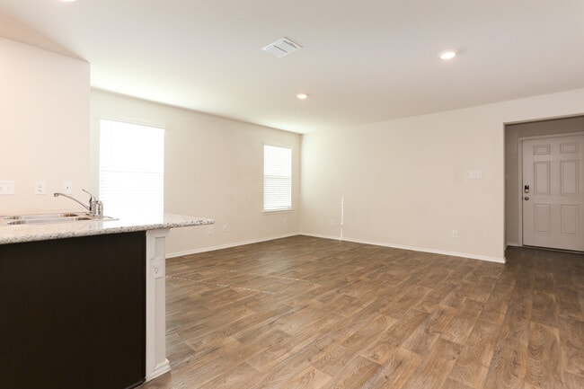 Building Photo - 4815 Tusler Park