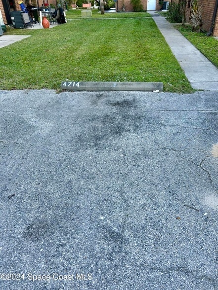 Building Photo - 4714 Overlook Dr