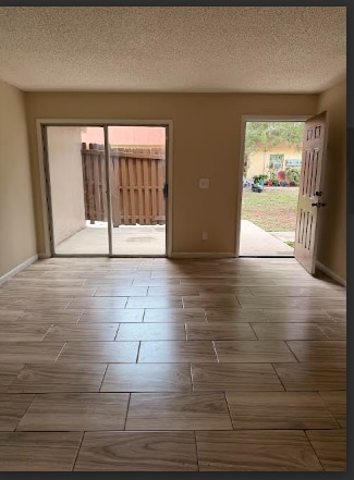 Building Photo - 5030 SE 30th St