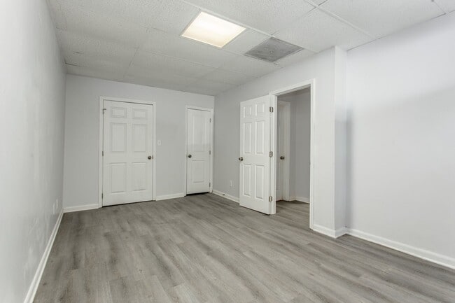 Building Photo - 806 Palm St