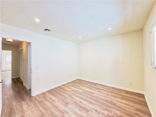 Building Photo - 525 E Verdugo Ave