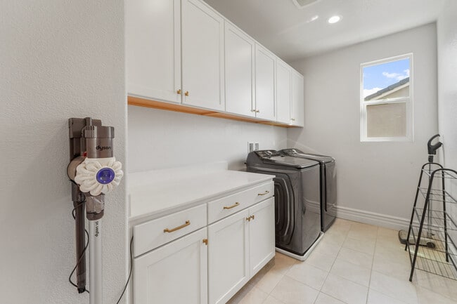 Building Photo - 3019 Belden Ct