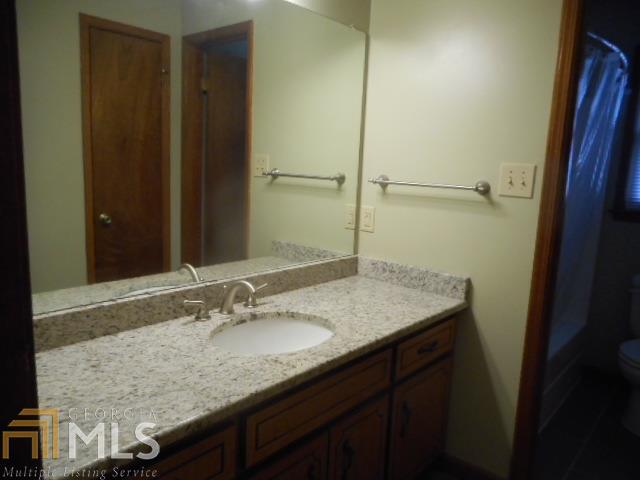 Building Photo - 412 Deergrass Trail