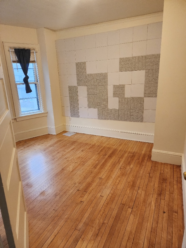 Building Photo - 832 E Clarke St