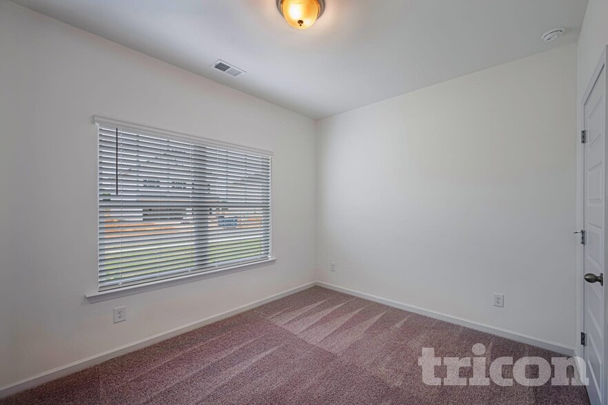 Building Photo - 107 Chapel Meadow Ln SW