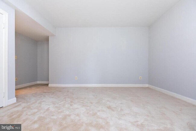 Building Photo - 6413 Wilson Ln