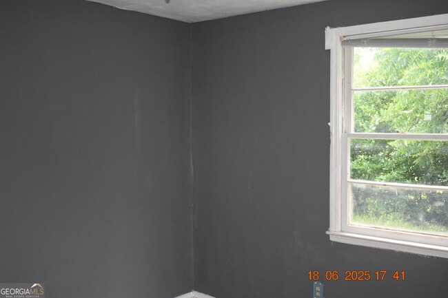 Building Photo - 803 Grosso Ave