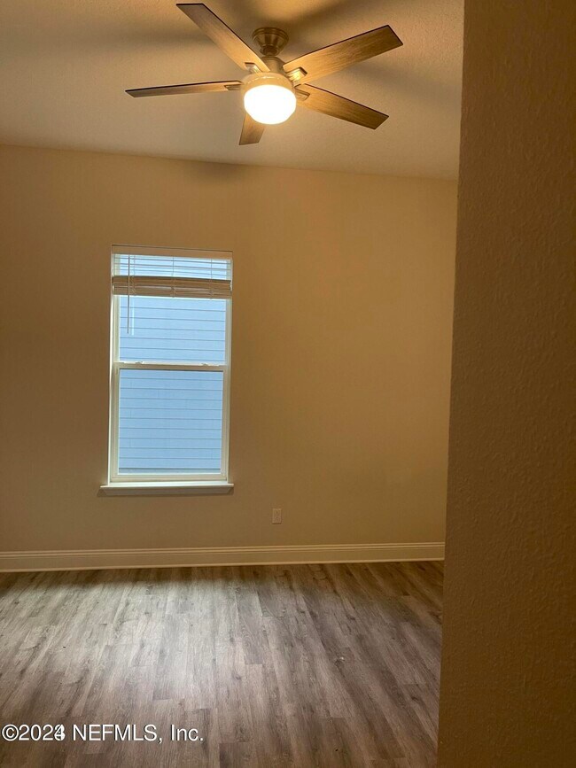 Building Photo - 145 Shadow Rdg Trl