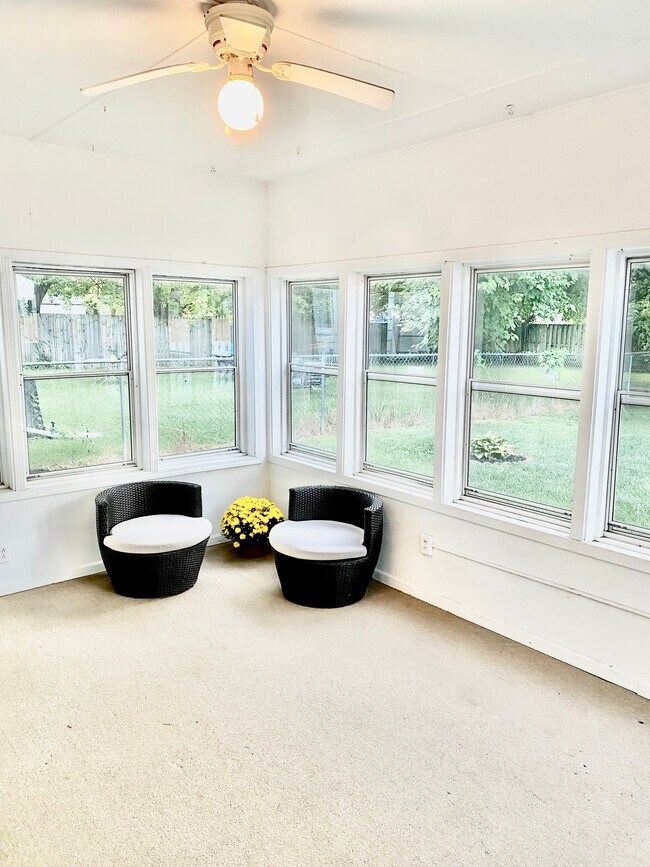 Awesome back patio! - 5223 Ralston Ave