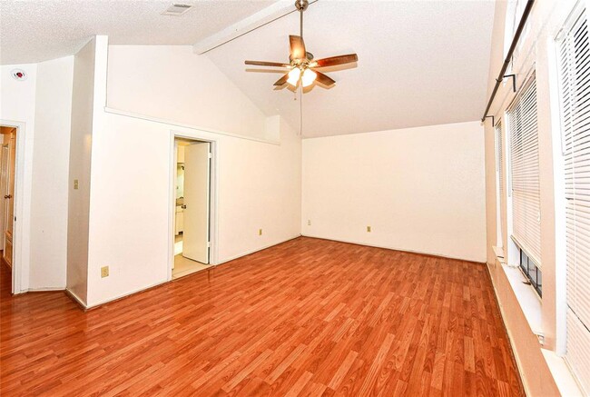Building Photo - 2108 Waterway Bend
