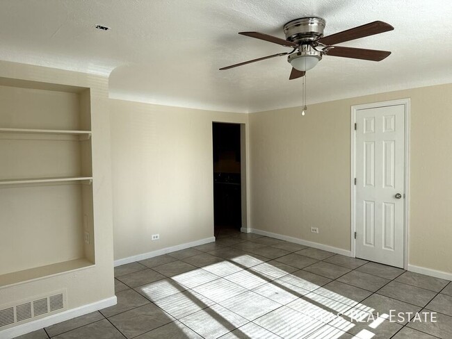 Building Photo - 1536 Uinta St