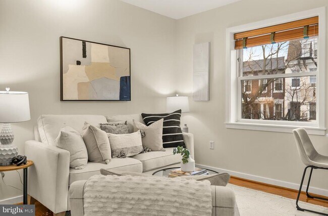 Building Photo - 3534 10th St NW