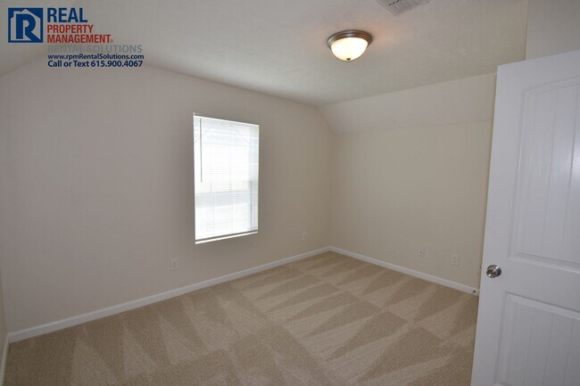 Building Photo - 1561 Passage Dr