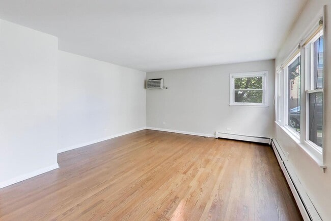 Building Photo - 8212 W Walsh Ln