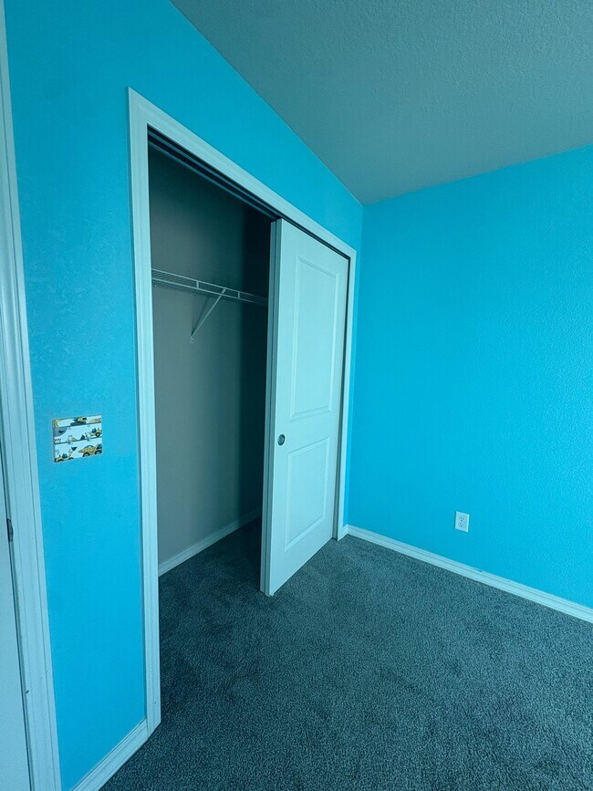 Building Photo - 4159 Samaritan Lp