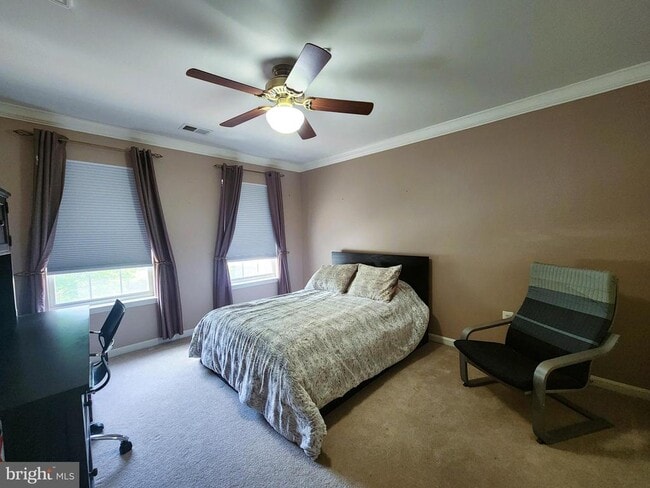 Building Photo - 8008 Race Horse Ln