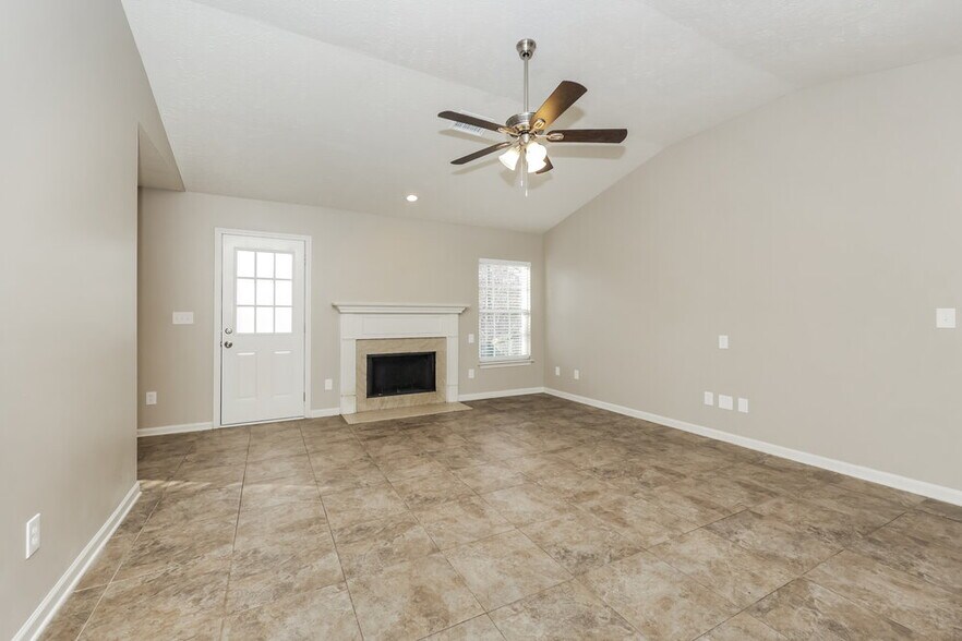 Building Photo - 1389 E Nir Shreibman