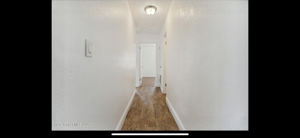 Building Photo - 3104 Swift St