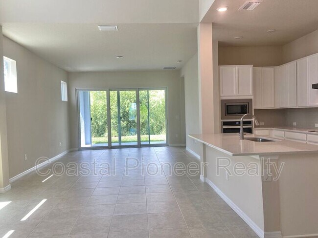 Building Photo - 28613 Cozy Creek Dr
