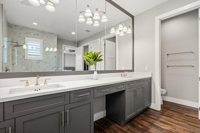 Building Photo - 13109 Alton Rd