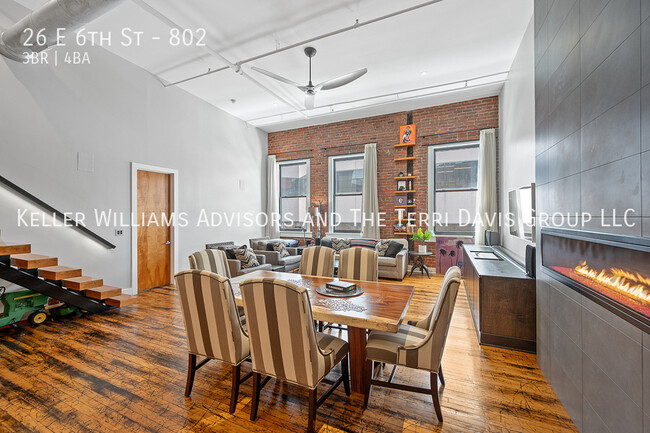 Building Photo - 26 E 6th St